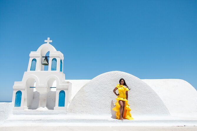 Santorini Photoshoot Oia - Access to Private and Less Crowded Areas