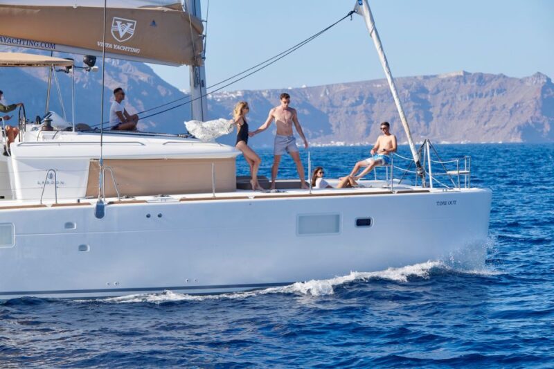Santorini: Platinum Catamaran Cruise w/ BBQ Meal & Open Bar - Dining and Drinks on Board: Greek Food and Open Bar