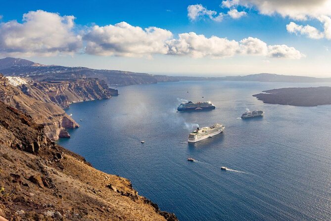 Santorini Platinum Catamaran Cruise with Meal, BBQ and Open Bar - Key Points