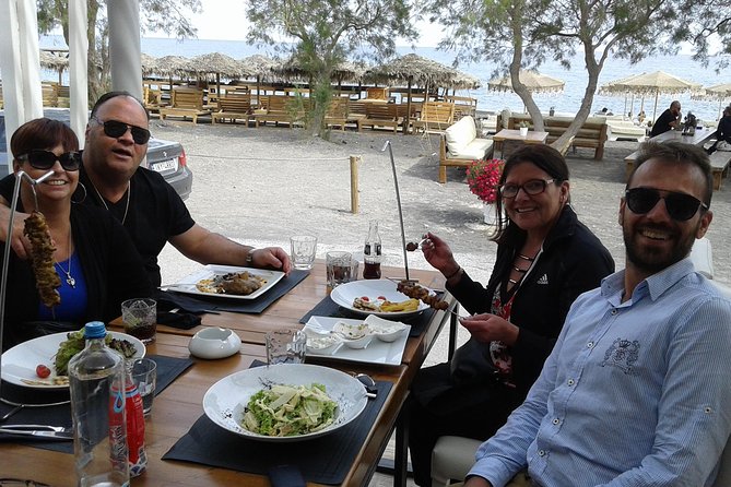 Santorini Popular Destinations - The Expertise of the Tour Guides