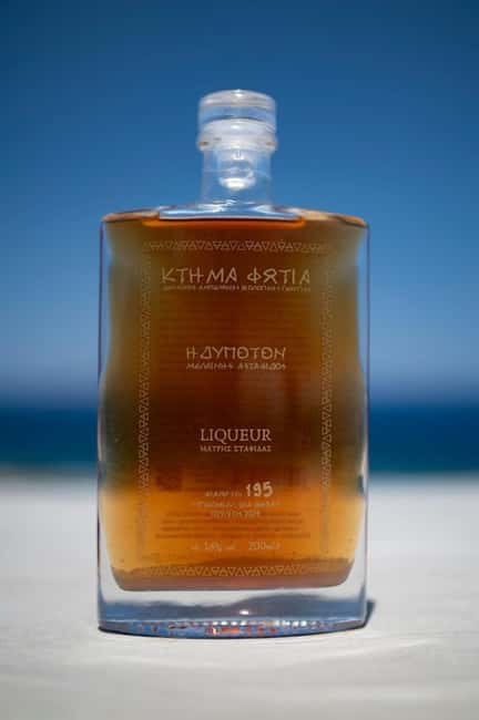 Santorini: Private Agri-Educational Visit to an Organic Farm - Tasting Organic Olive Oil and Black Raisin Liqueur