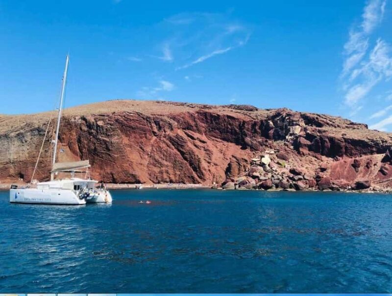 Santorini: Private Caldera Cruise with Lunch & Snorkeling - Practical Details: Meeting Point, Group Size, and Amenities