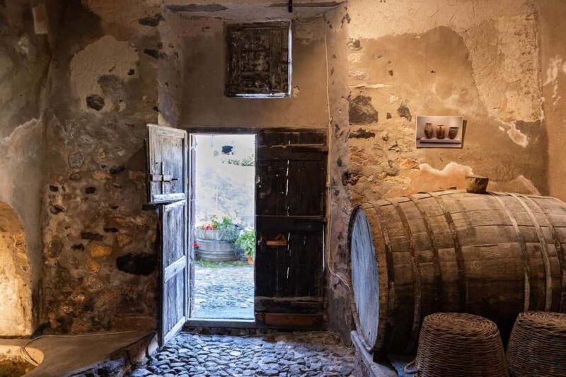 Santorini: Private Car & Driver at Your Disposal - Discovering Megalochori Village and Its Natural Heart-shaped Rock