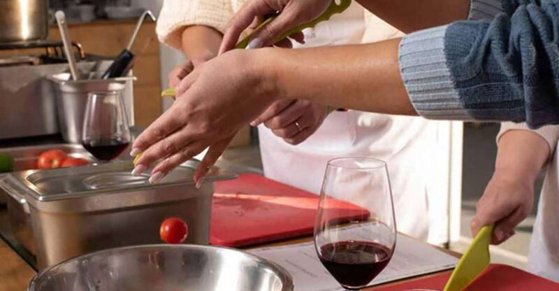 Santorini: Private Cooking Class and Wine Tasting Tour - Tasting and Sampling at the Wineries