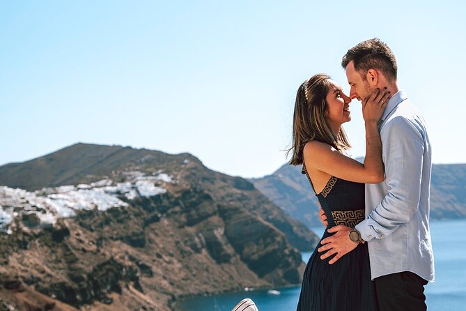 Santorini Private Couple Photoshoot in Oia - What Photos and Delivery Timeframe to Expect