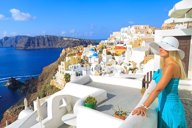 Santorini Private Custom Tour 6 - Hours - Beaches and Archaeology: Black Beach, Red Beach, and Akrotiri