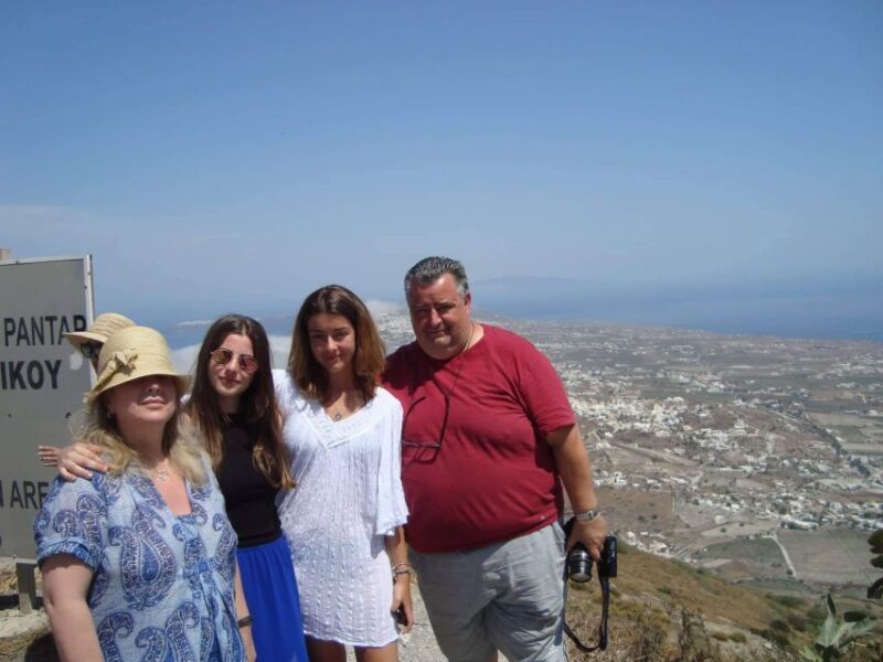 Santorini: Private Day Tour with Guide 6 Hours - Key Points