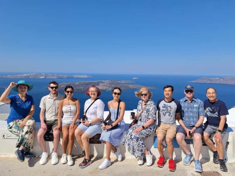 Santorini: Private Family Tour with Bilingual/Spanish Guide - Exploring Megalochori and Emporeio