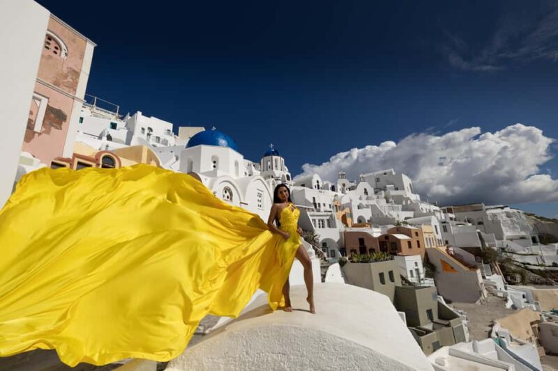 Santorini: Private Flying Dress Photoshoot Iconic Locations - Suitability and Accessibility of the Santorini Flying Dress Photoshoot