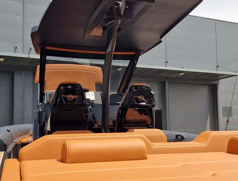 Santorini: Private Highspeed Cruise to Antiparos & Paros - Antiparos: Visiting the Blue Lagoon and Exploring