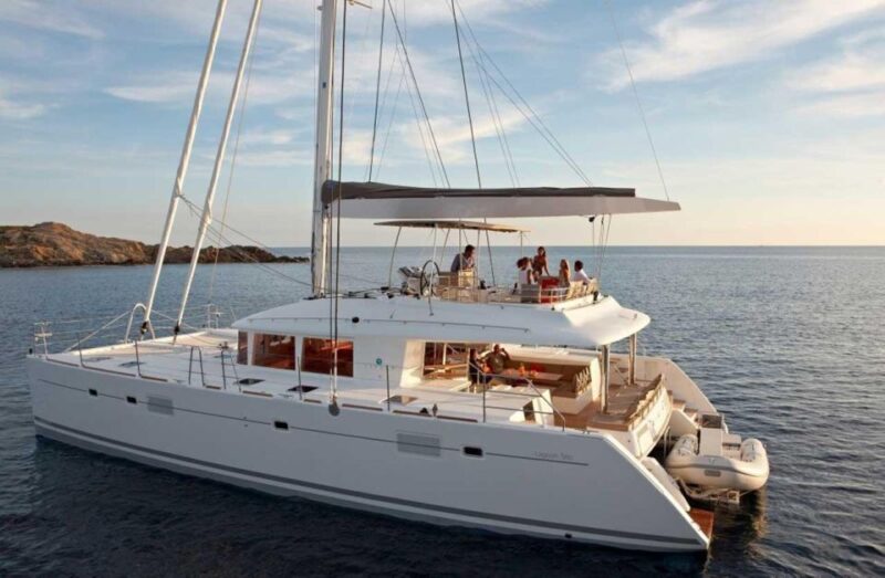 Santorini: Private Luxury Catamaran Cruise with Greek Meal - Exclusive Private Catamaran Experience in Santorini