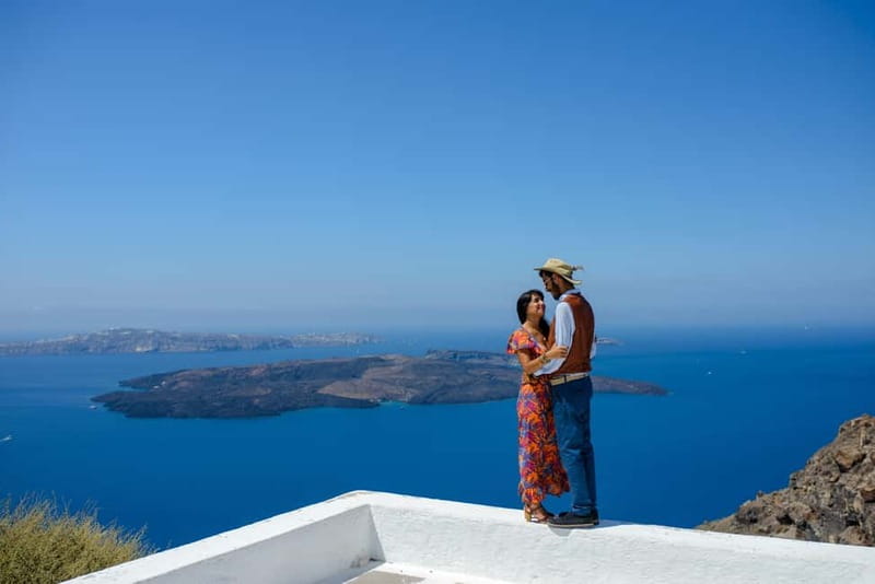 Santorini: Private Oia Village Photoshoot - Post-Shoot Digital Photos and Additional Options