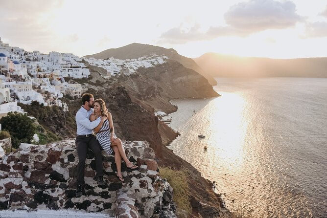 Santorini - Private Photoshoot with a Top Local Photographer - What to Expect During the Session