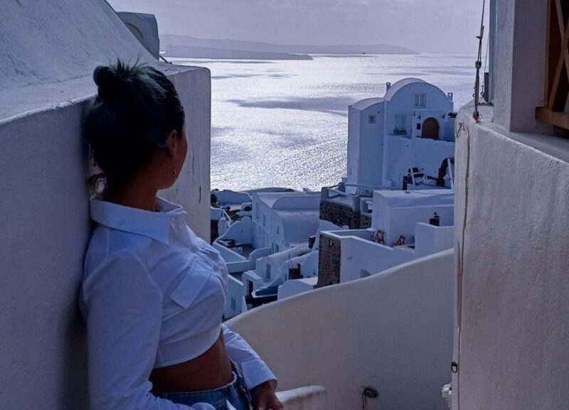 Santorini: Private Sightseeing Tour - The Comfort and Convenience of the Mercedes-Benz SUV