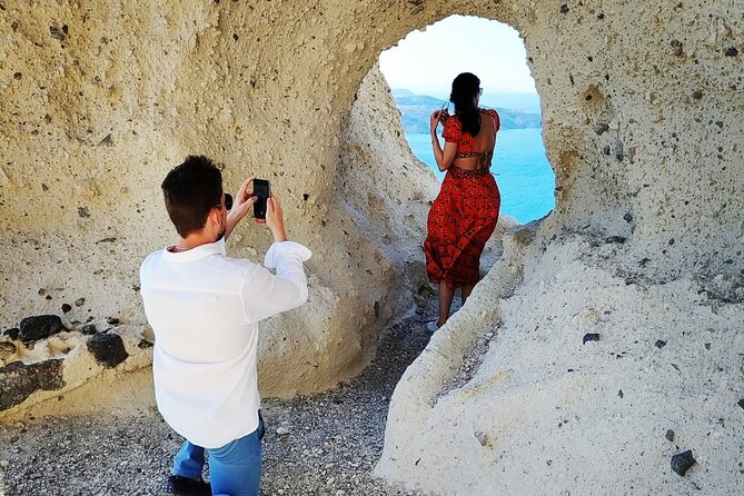 Santorini: Private Sightseeing Tour with Local Guide - Red Beach’s Unique Volcanic Landscape