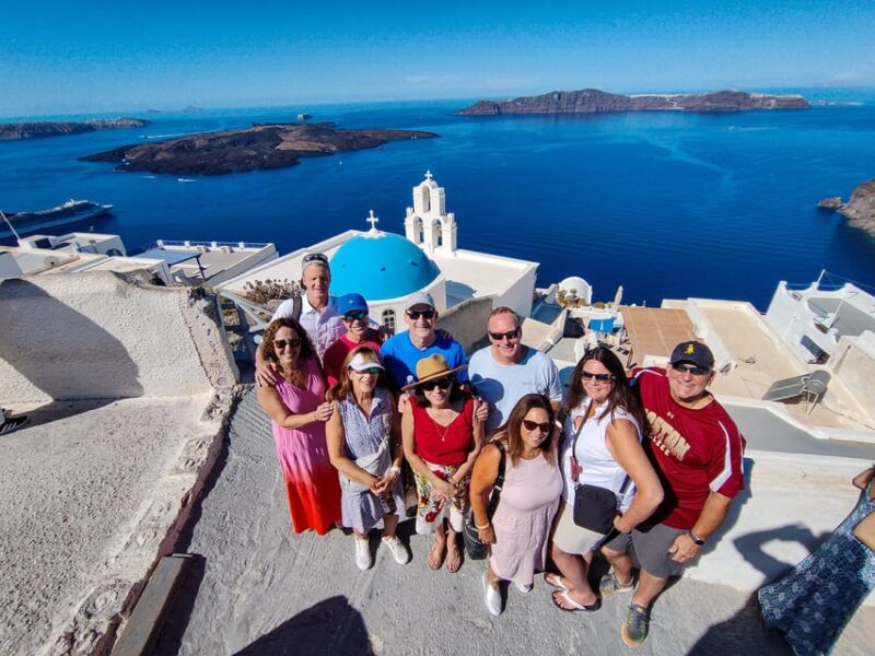 Santorini: Private Sightseeing Tour with Local Guide - Starting at the Iconic Blue Domes and Oia Castle