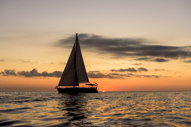 Santorini Private Sunset Sailing Tour with Dinner, Drinks &Transfer included - Swimming and Dining at Thirassia Island