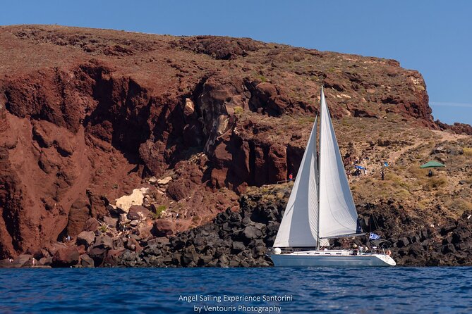 Santorini Private Sunset Sailing Tour with Dinner, Drinks &Transfer included - Food and Drinks: Authentic Greek Flavors and Unlimited Refreshments