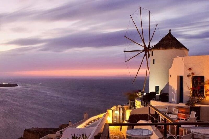 Santorini: Private Sunset Tour to Oia & Ammoudi Bay - Optional Seaside Dinner at Ammoudi Bay