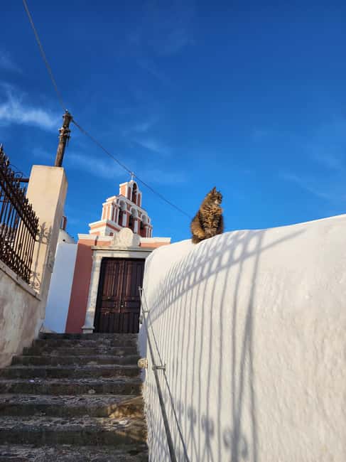 Santorini Private tour BMT - Visiting a Santorini Winery and Tasting the Island’s Renowned Wines