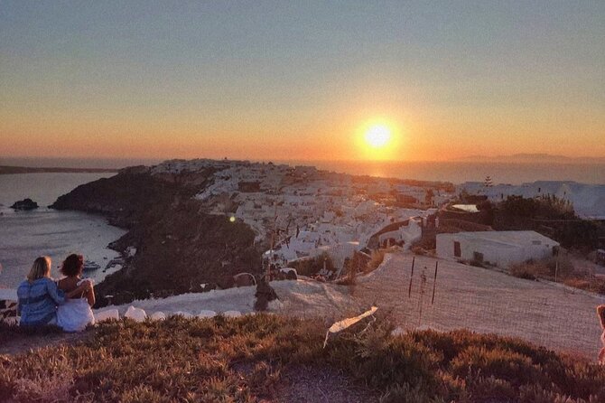 Santorini Private Tour Highlights 6h for Groups and Families - Santorinis Top Sights in a Personalized 6-Hour Journey