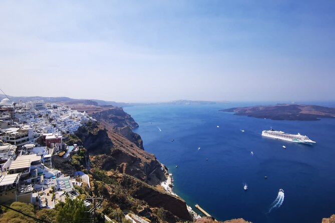 Santorini Private Tour Highlights 6h for Groups and Families - Discovering Pyrgos Village and its Venetian Castle