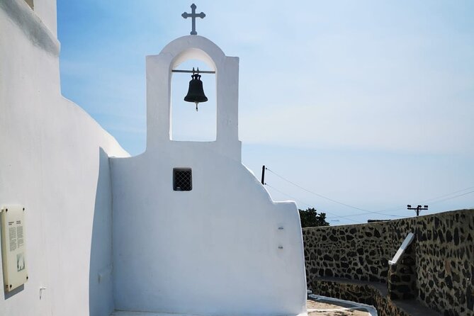 Santorini Private Tour Highlights 6h for Groups and Families - Guides Known for Expertise and Friendliness