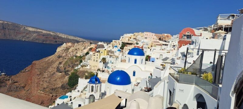 Santorini: Private Tour in Spanish with Local Guide - Practical Details: Logistics and Amenities