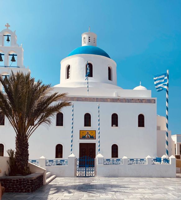 Santorini: Private Tour in the Picturesque Village of Oia - Key Points