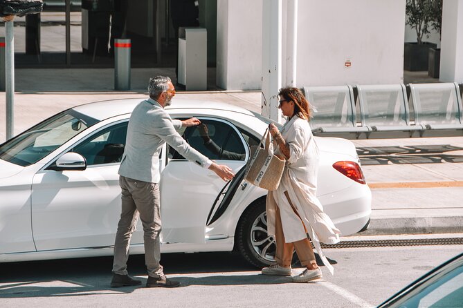 Santorini, Private Transfer with Luxury Airconditioned Vehicle - Luxury Vehicles and Professional Drivers in Santorini