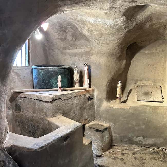 Santorini: Professional Blue Domes Photoshoot & Wine Tasting - Unique Experience of a Blue Domes Photoshoot and Wine Tasting in Santorini