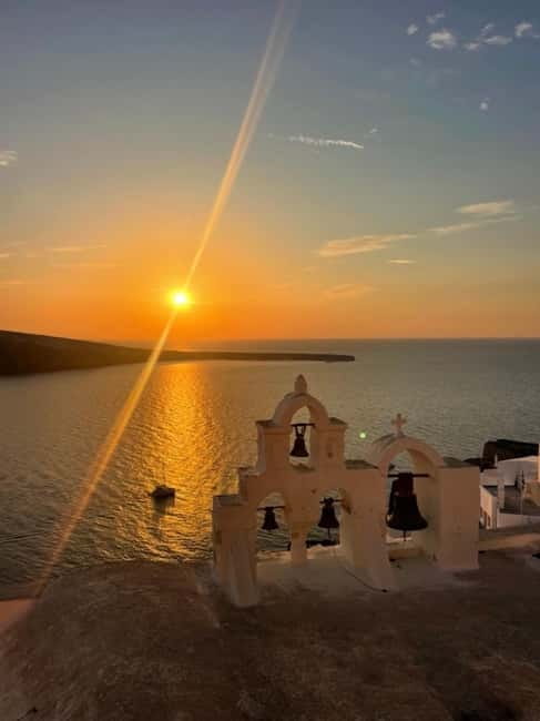 Santorini sightseeing -land tour (small group) - Key Points
