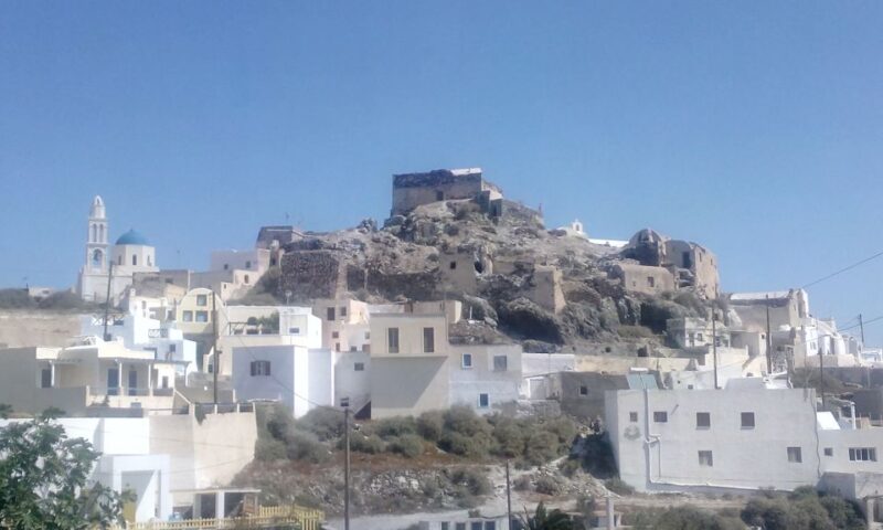 Santorini: Small-Group Highlights Tour of Venetian Castles - The Value of the Santorini Small-Group Highlights Tour