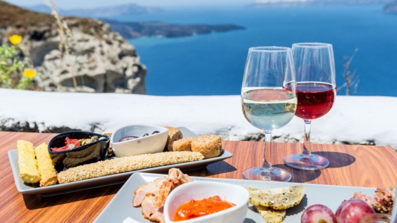 Santorini: Small Group Tour of 3 Local Wineries - Tasting Wines from Volcanic Soil: Assyrtiko and Mandilaria