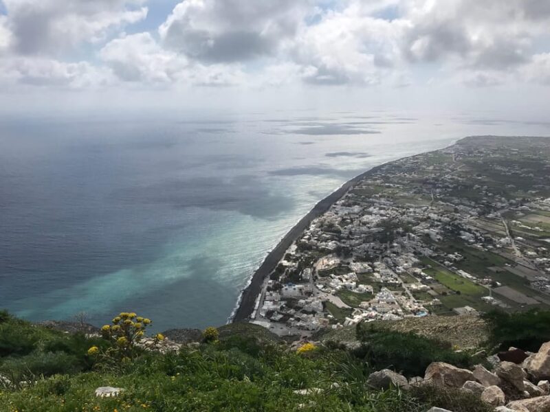 Santorini Summer Private Tour - Beach, Sun, Cocktails - Unique Stop at Red Beach and Its Cliffs