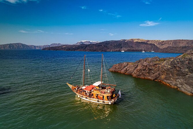 Santorini Sunset cruise - Scenic Sailing Around the Caldera