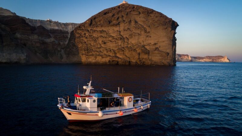 Santorini Sunset Fishing Trip with Dinner and Drinks - Practical Tips and What to Bring