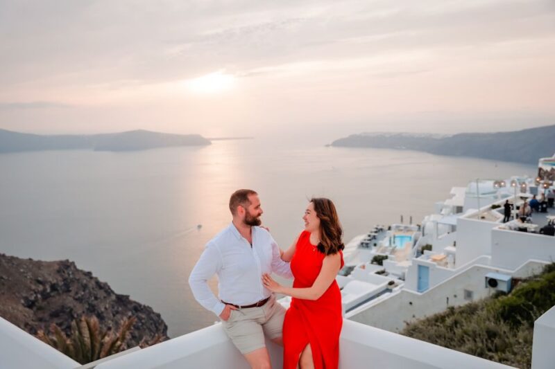 Santorini: Sunset Photo Shoot with a Personal Photographer - What’s Included and What’s Not