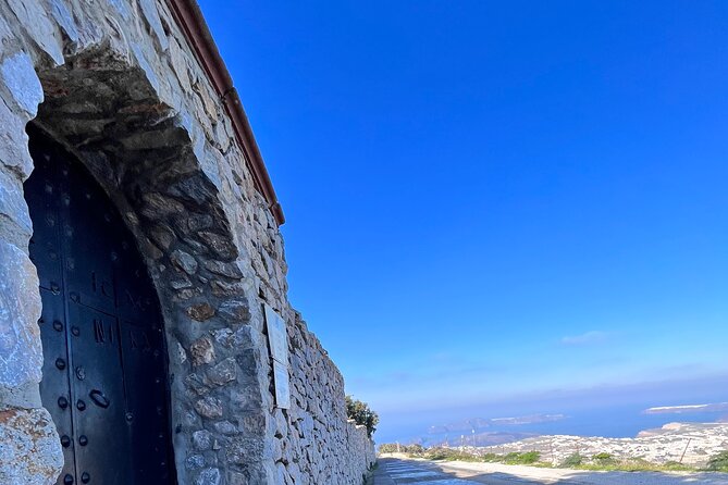 Santorini tailor made tour with the experts(NEW) - Visiting the Renowned Red Beach