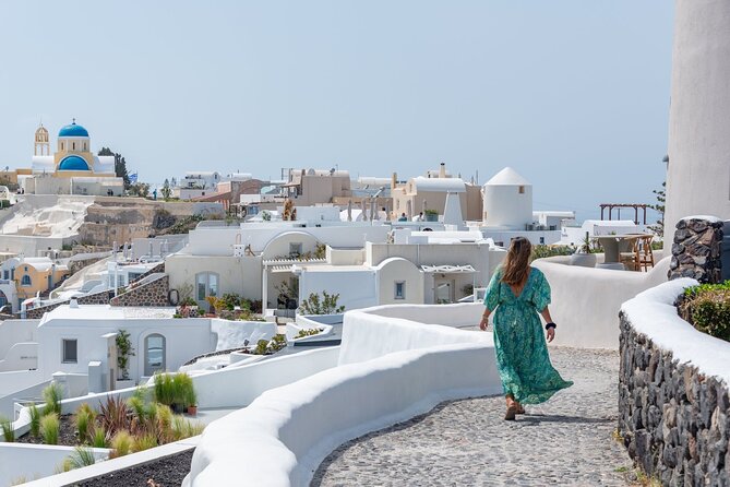 Santorini: The best 4-hours Sightseeing Private Tour! - Santorini Private Tour Begins with Oia’s Main Street