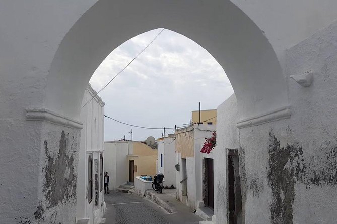 Santorini tour Luxury experience with Sunset - Exploring Greece’s Only Underground Wine Museum