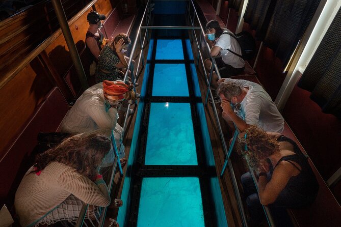 Santorini Tour of Caldera with Glass bottom Boat - The Tour Begins at Santorini’s Old Port