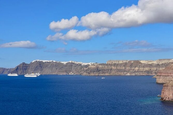 Santorini Undeniable 4 Hours Shore Excursion In Fira And Oia - Visiting Oia: Iconic Village and Scenic Views