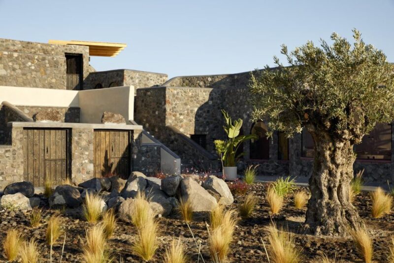 Santorini: Volcanic Hot-Tub Experience with Caldera Views - Santorini: Volcanic Hot-Tub Experience with Caldera Views