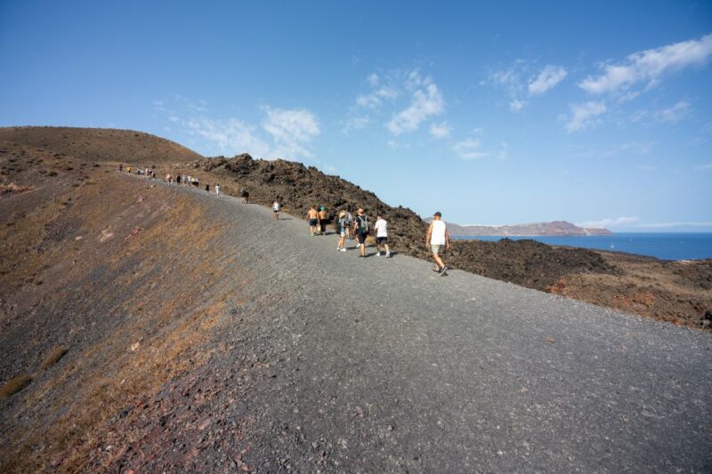 Santorini: Volcanic Islands Cruise with Hot Springs Visit - Logistics and Meeting Points
