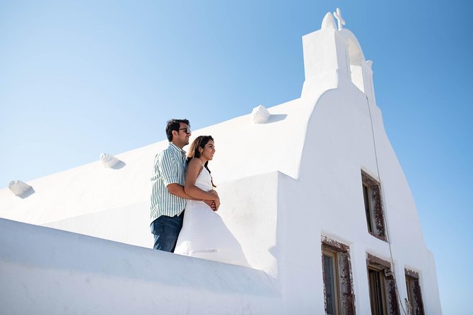 Santorini Walking Tour with a Personal Photographer - The Quality and Delivery of Photos