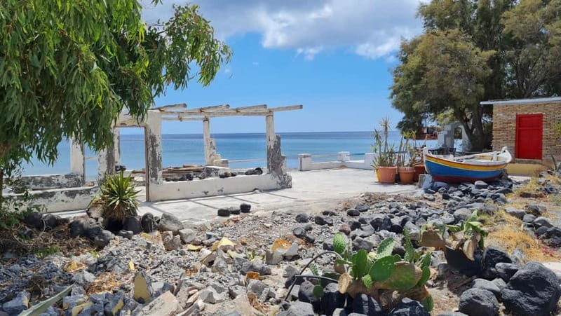 Santorini Wine & History Tour with 3 Expert Sommeliers - Discover a 4-Hour Journey into Santorini’s Wines and Heritage