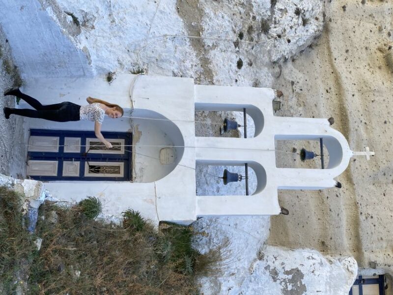 Santorini: Wine Tasting and Cave Settlement Tour - Logistics and Group Experience