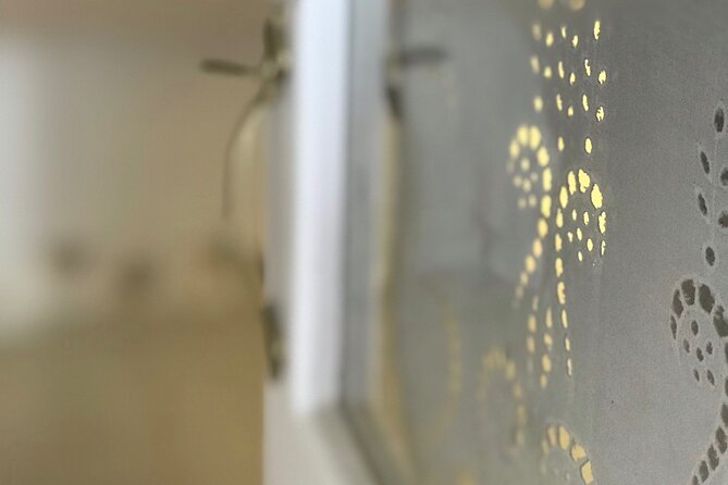 Santorini wine tasting and Traditional Cave Settlement Tour - Guides Who Make the Difference