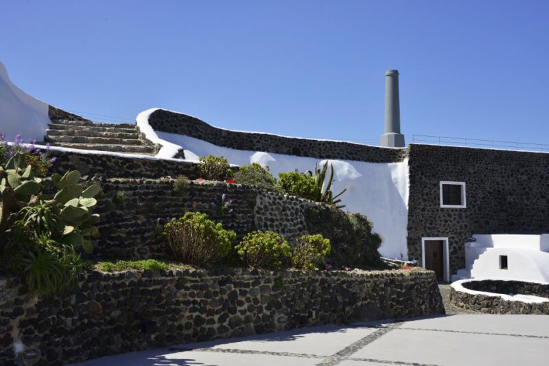 Santorini: Wine Tasting Tour to 3 Wineries with Transfer - The Scenic Setting and Views